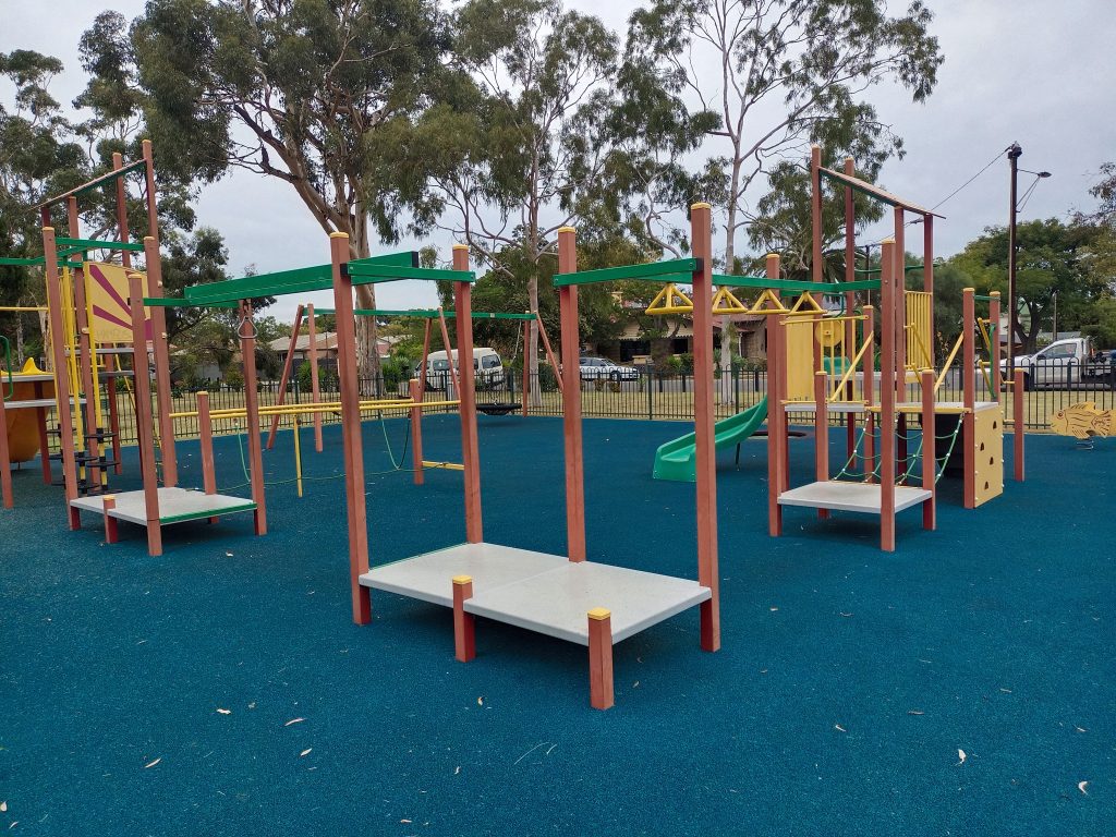 Flying fox and climbing equipment